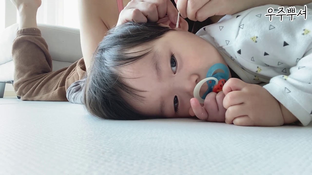 육아로그/아기 귀파주기 힐링영상
