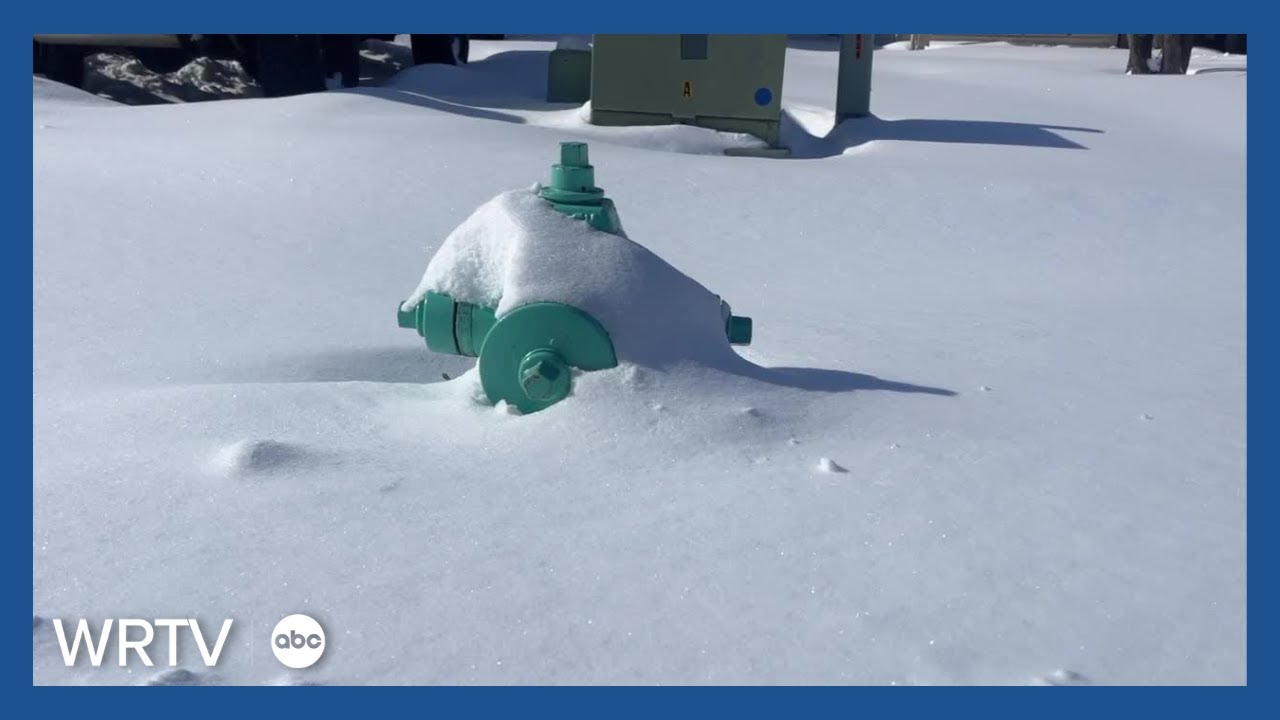 Cold, snow and buried hydrants: IFD urges public to clear paths to hydrants