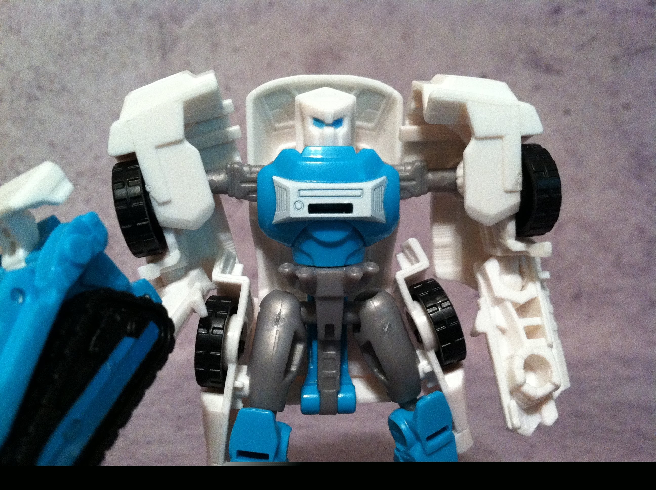 Tailgate and Groundbuster Transformers Generations Legends 2-Pack Review