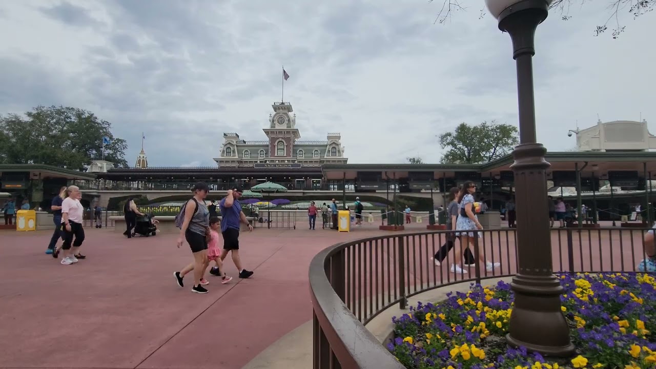 📍 You Are Here - Magic Kingdom Front Entrance Ambience