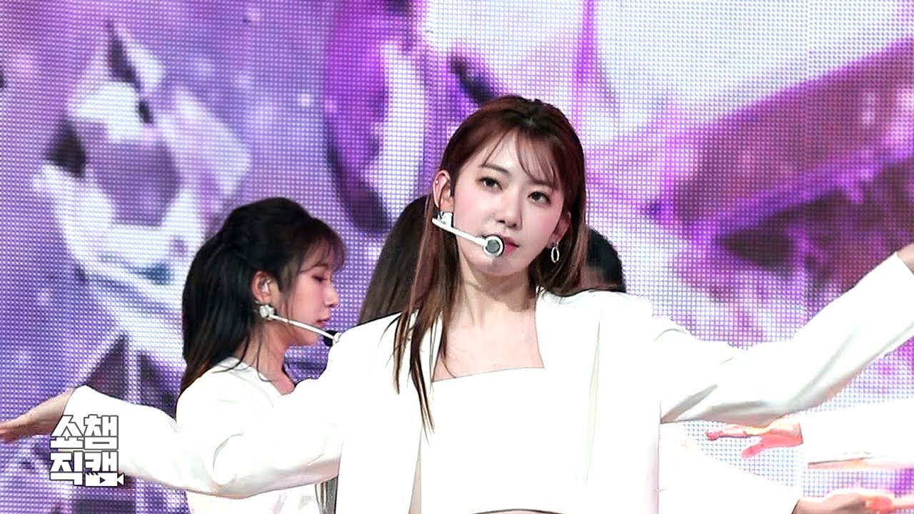 [쇼챔직캠] 아이즈원 미야와키 사쿠라 - FIESTA (IZ*ONE Miyawaki Sakura - FIESTA) l #쇼챔피언 l EP.344