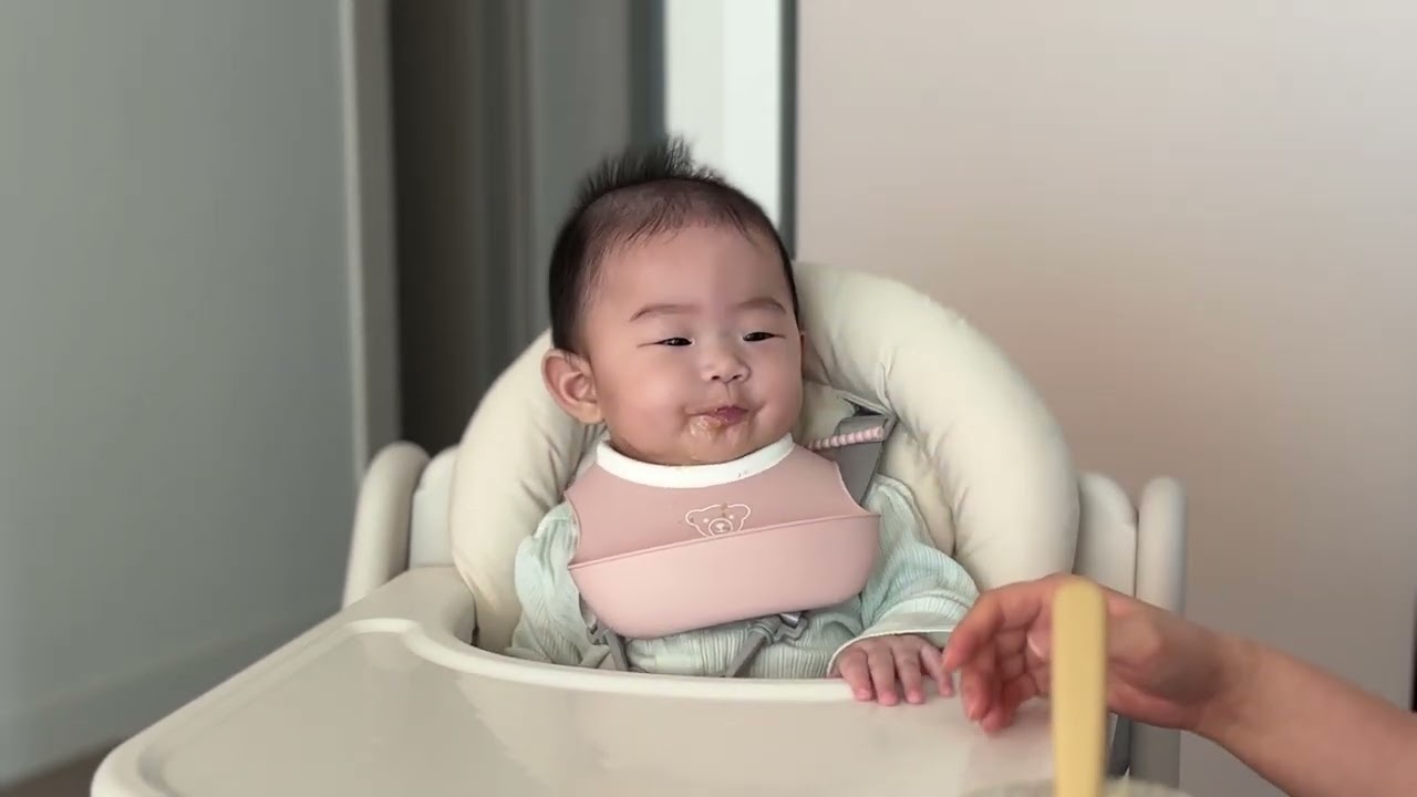 197일 초기이유식 37ml 먹기
