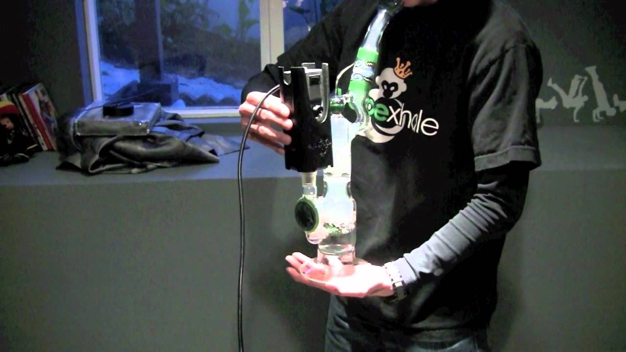 The VapeXhale Cloud meets SoulShine Family Glass