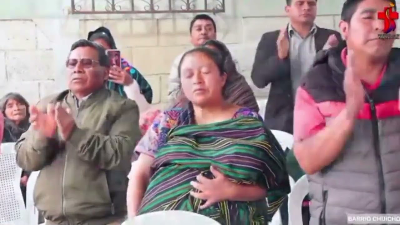 UN DÍA SERA CANTANTE DIEGO TOJIN HERNANDEZ 