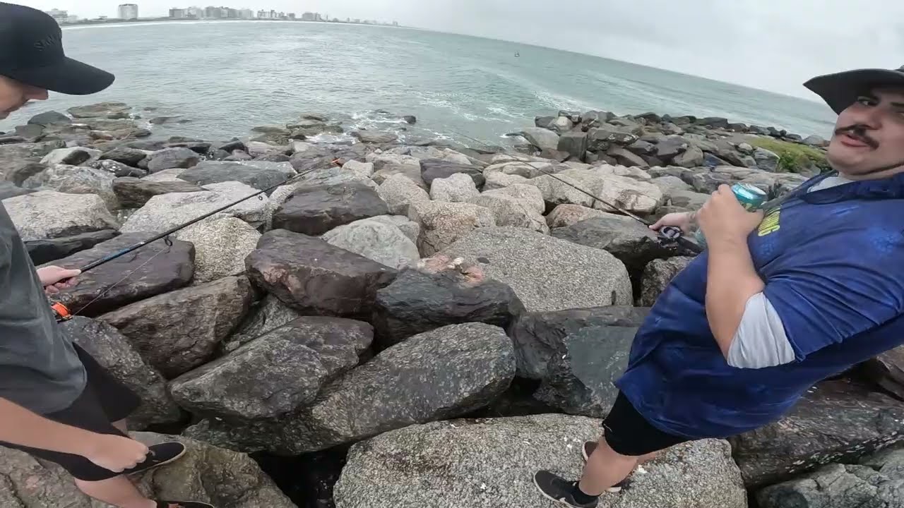 MINHA PRIMEIRA PESCA NO MOLHE DA PRAIA