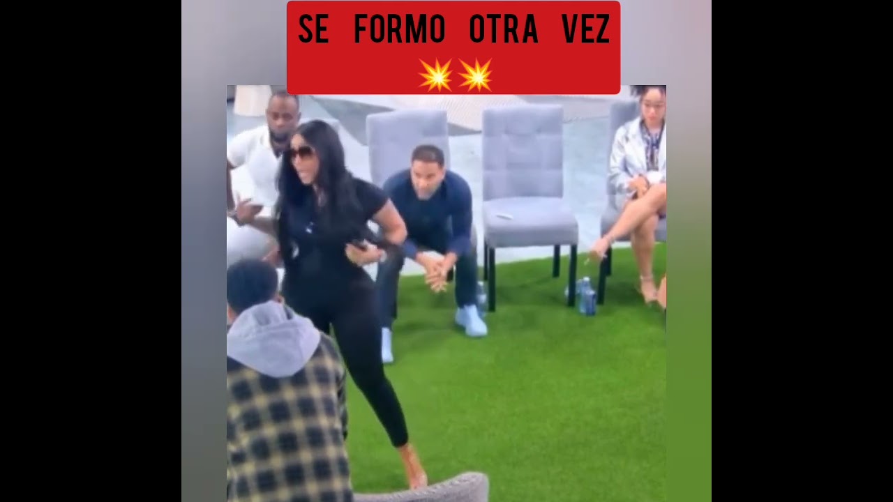 👀
