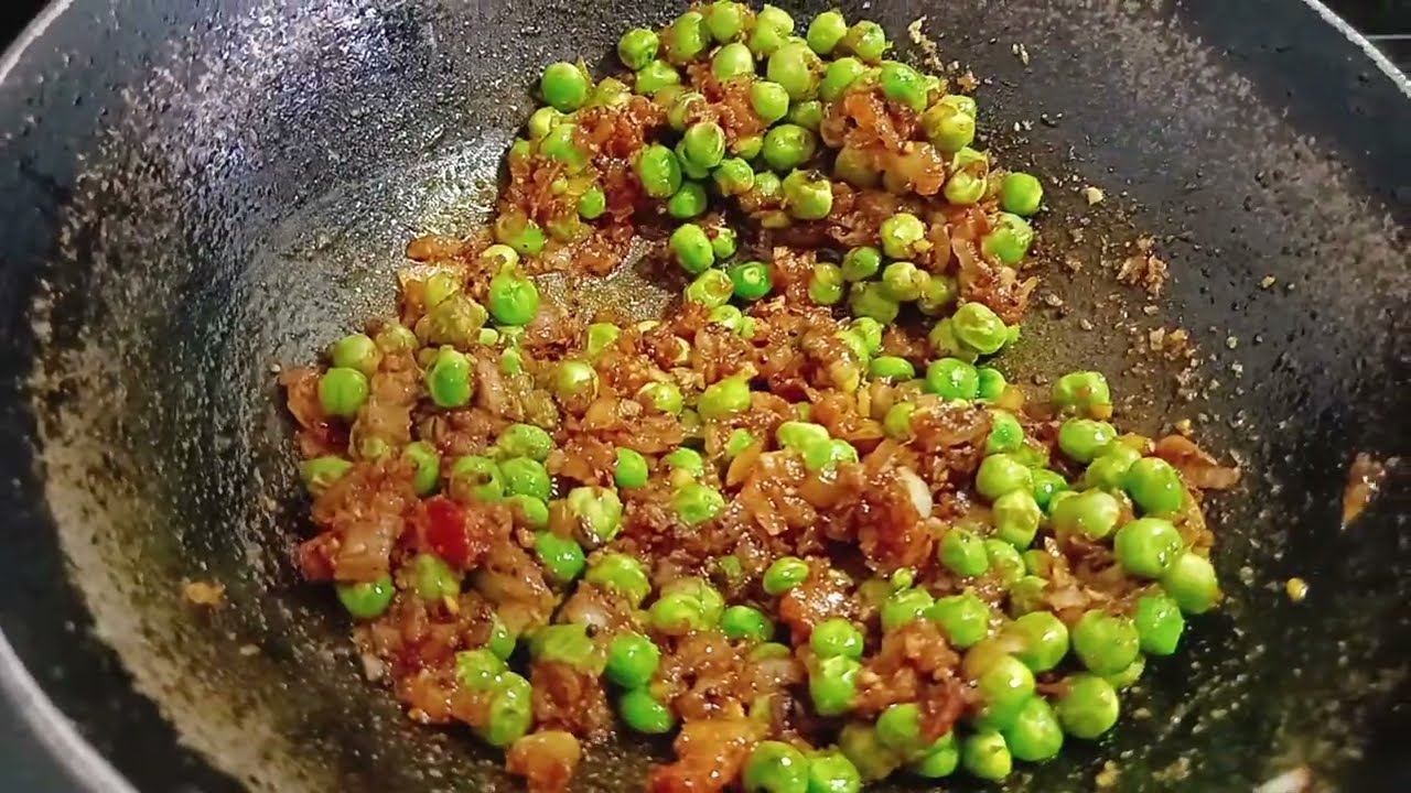 ओल्या वटाण्याची रस्सा भाजी|गावरान पद्धतीने नक्की करून बघा#greenpeascurry#easytips  #youtubeshorts