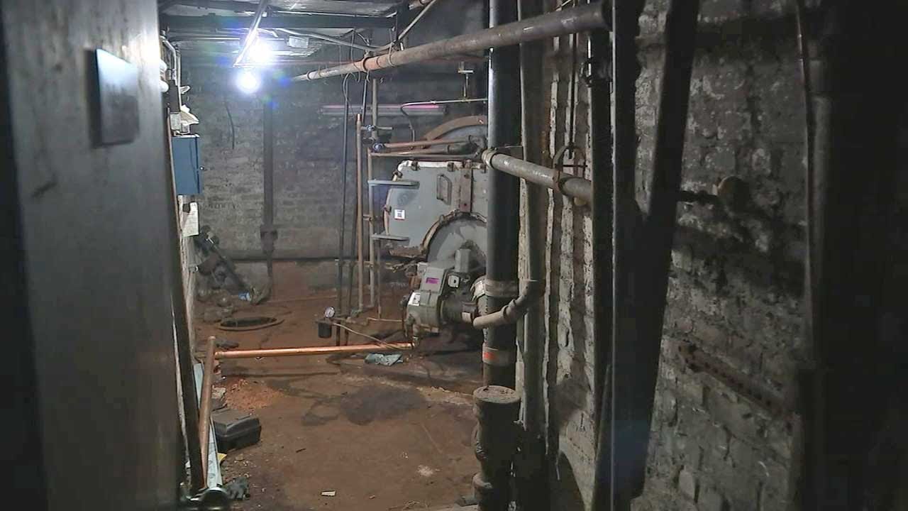 "Perfect Crime" theater robbed of copper pipes in real life whodunit