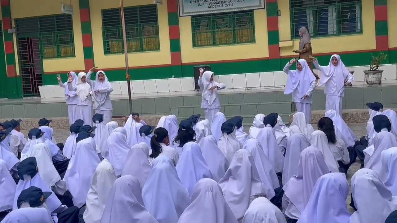 Penampilan Tari dari Anggota UKS SMP Negeri 3 Padangsidimpuan, Selasa 06 Agustus 2024