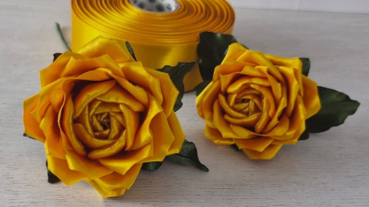 Más formas para hacer rosas eternas paso a paso / no te pierdas esta forma de hacer rosas con cinta