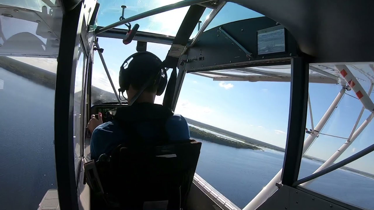 Husky Seaplane Water Landing Cockpit View