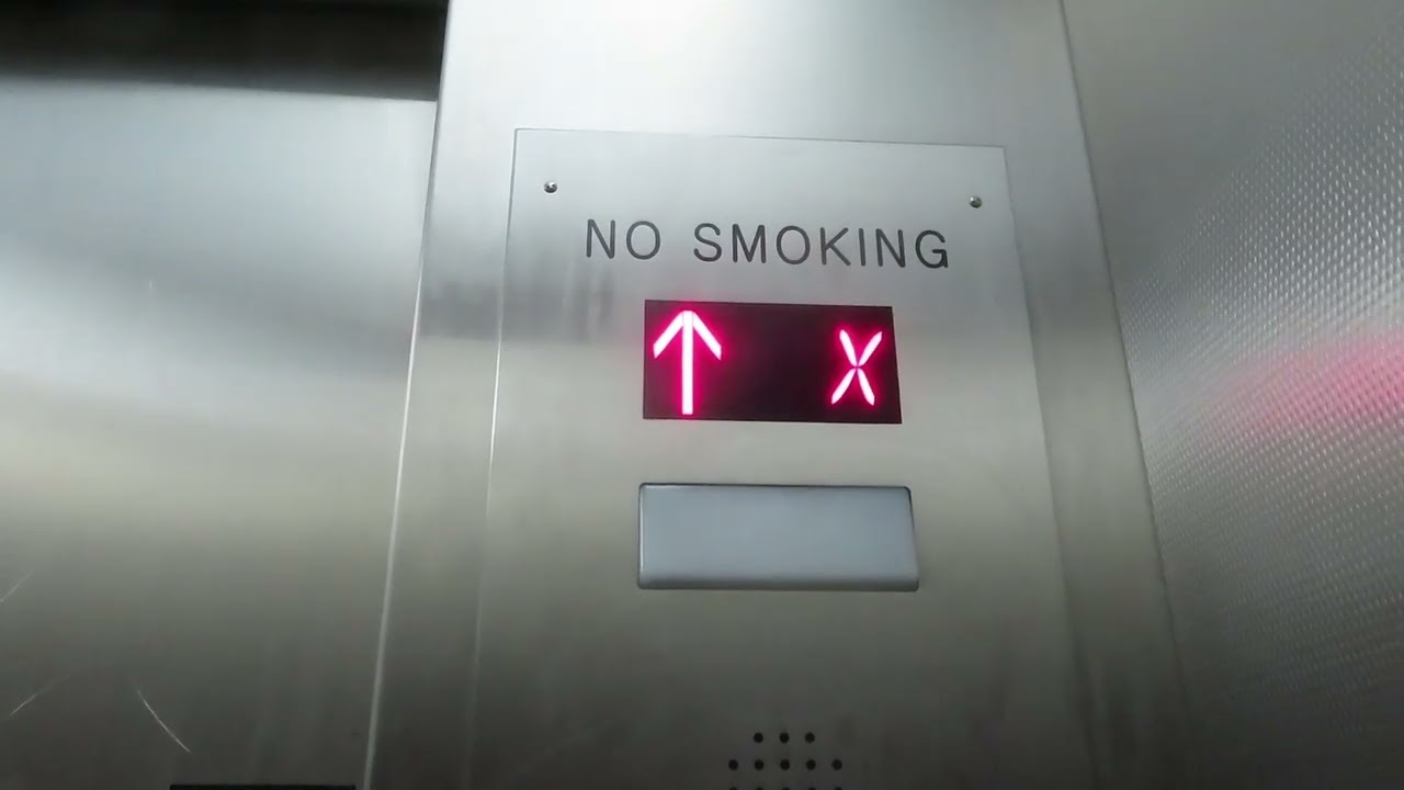 US Traction High-Speed Elevators (Unknown Mod) At Forest Glen Station