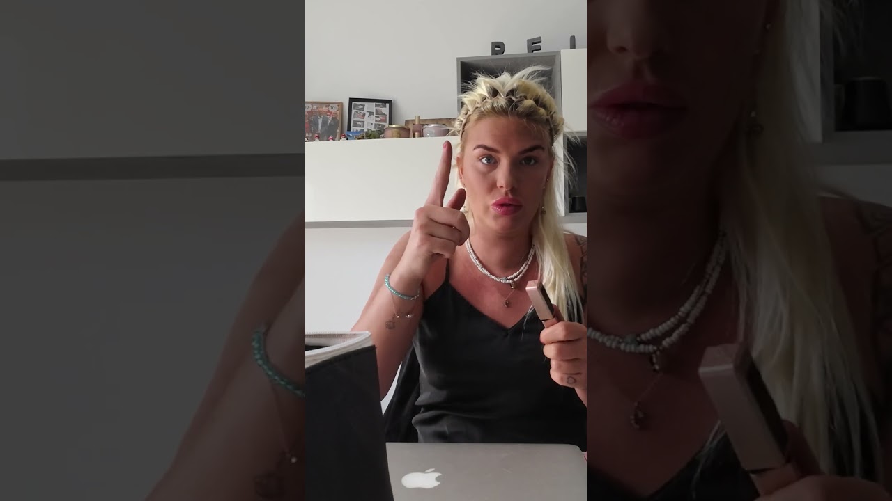 Vår redigerare älskar smink 