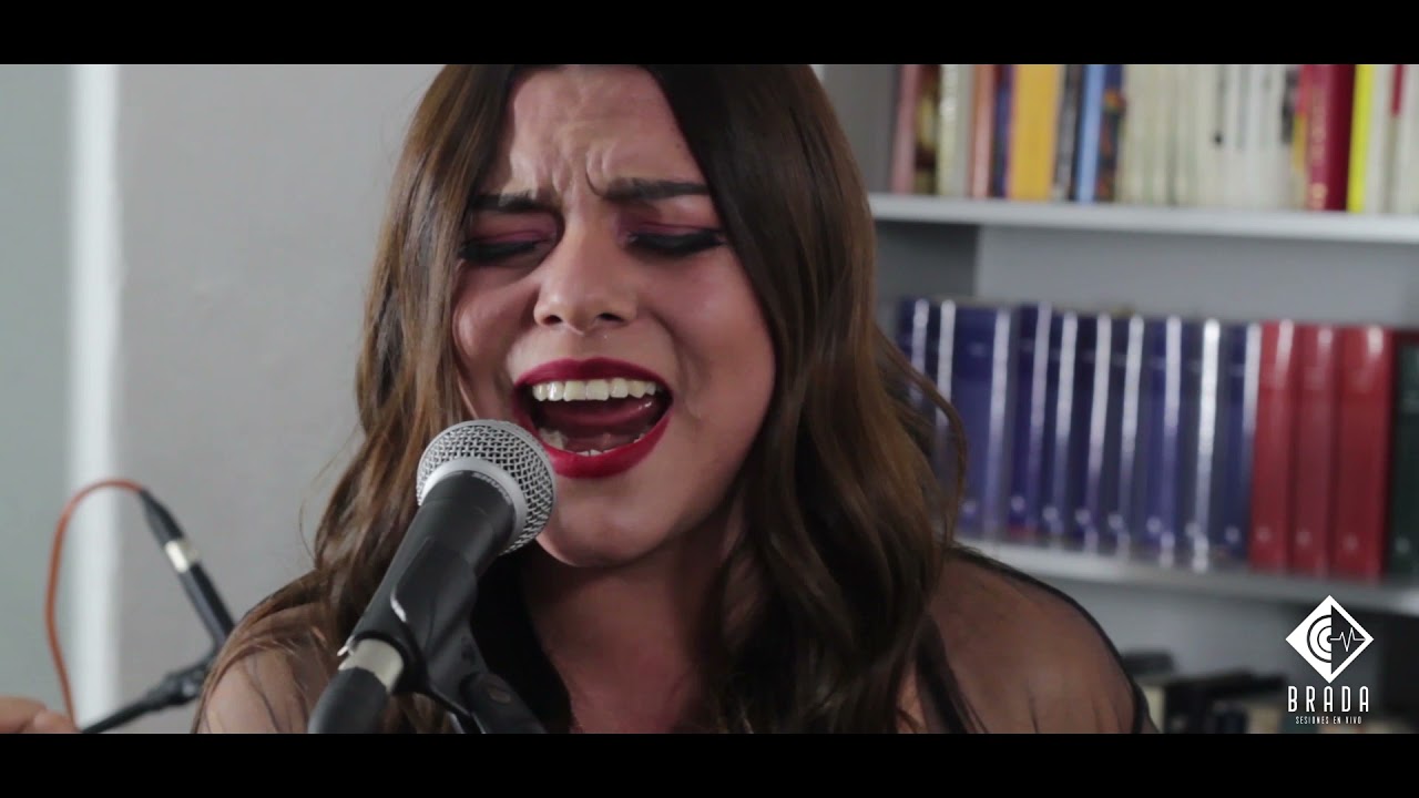 Lily Alonso  - Aprendiz (cover) - sesiones en vivo