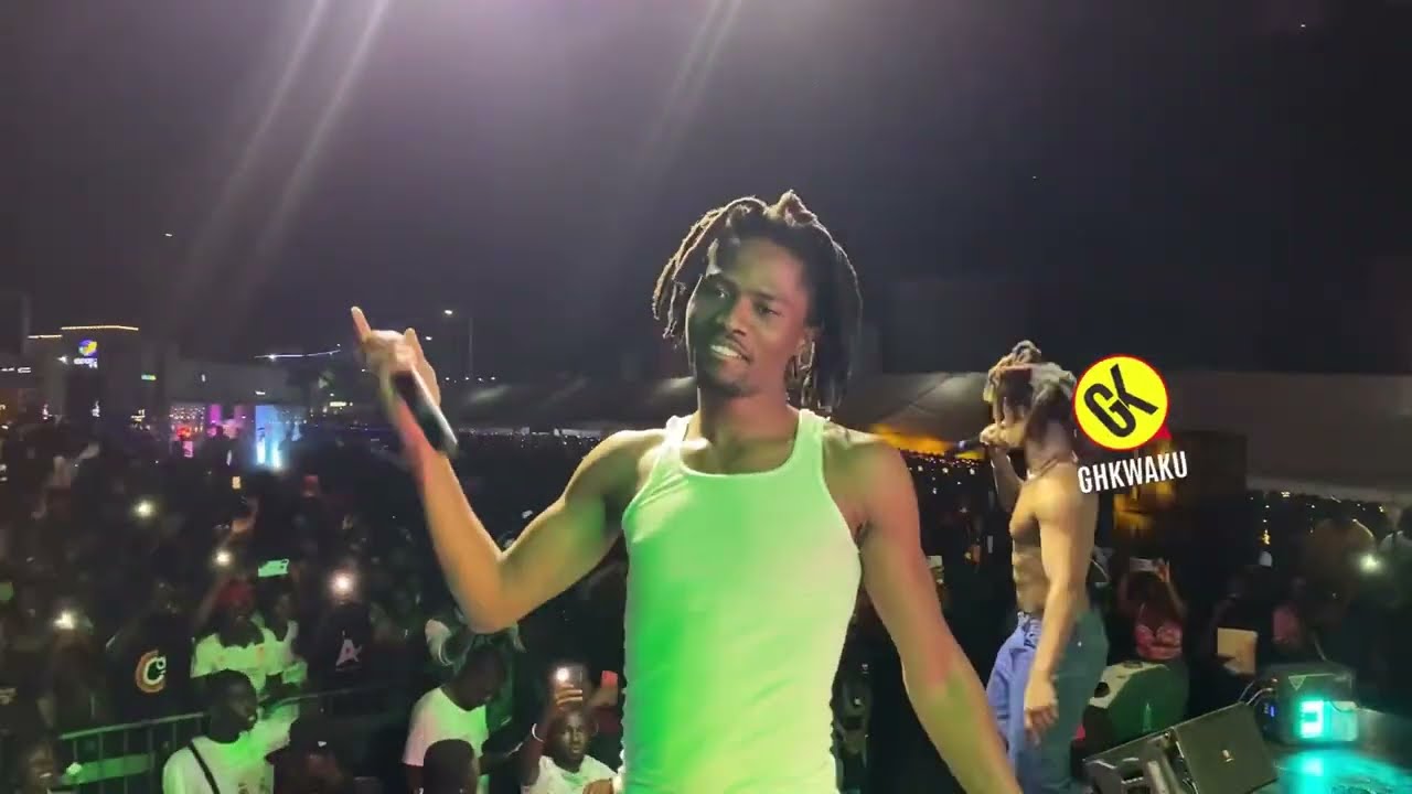 Kwesi Arthur Surprises Quamina Mp With Electrifying Performance At His Show | Watch Full