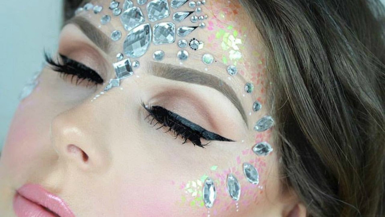 Glitter & Face Jewels Festival Makeup Tutorial! | Alice Jackson