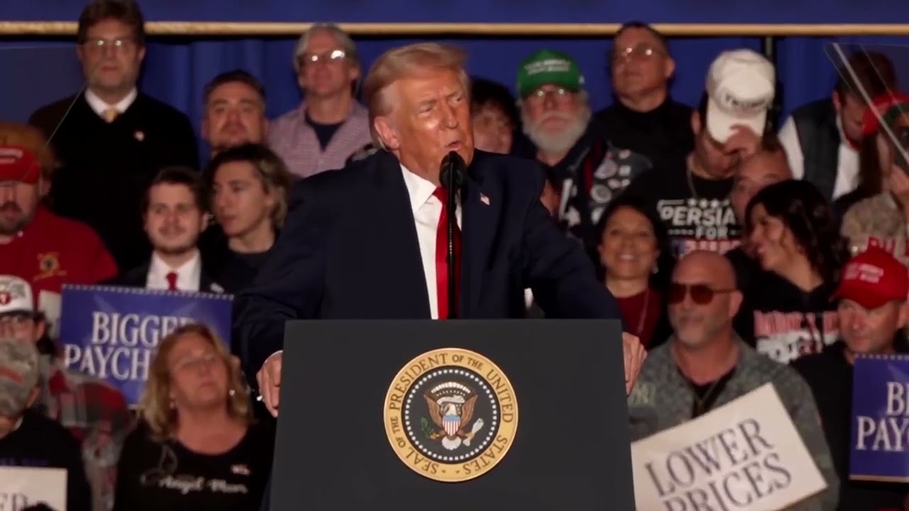 Trump defends economic record at Pennsylvania rally | REUTERS