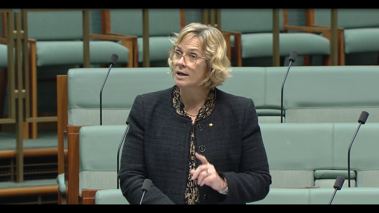 Zali Steggall MP introduces her Truth in Political Advertising Private Member's Bill