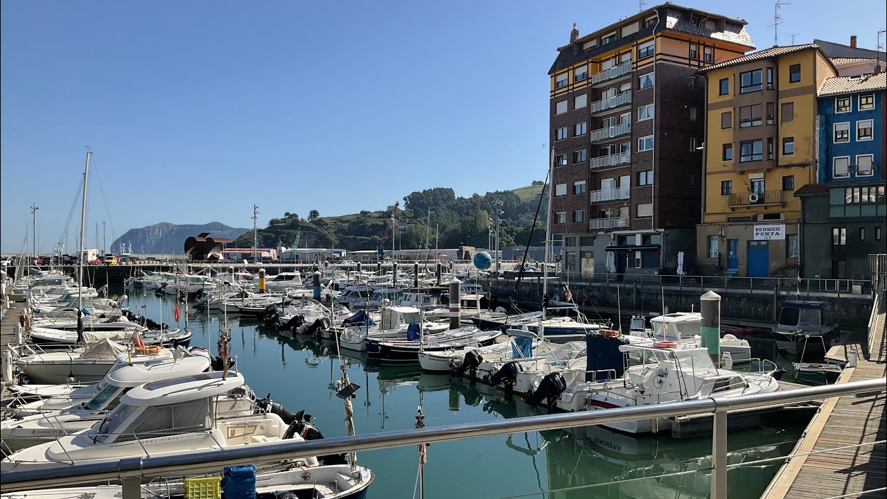 BERMEO IS A FISHING TOWN  WHOSE HARBOUR PRESERVE ALL ITS TRADITIONAL LOCAL SEAFARING CHARM SPAIN🇪🇸