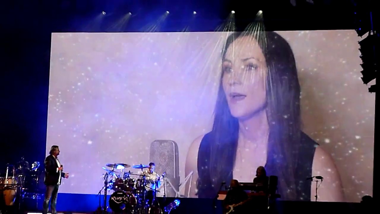 Runrig - Somewhere 2018 (with Julie Fowlis) - Live