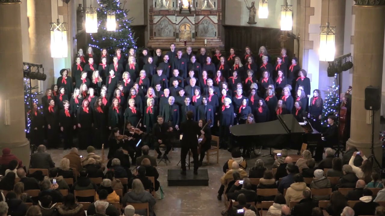 White Christmas by Irving Berlin, arr. by Mac Huff - Voices International