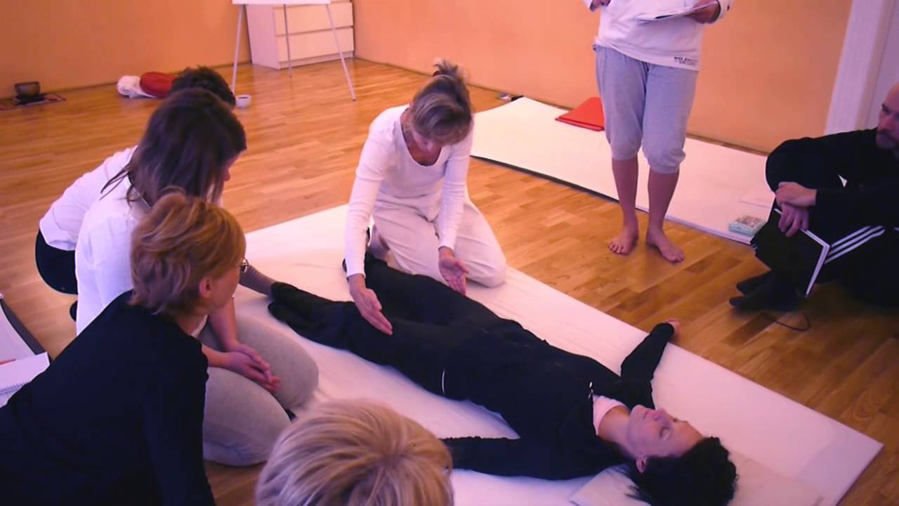Shiatsu I. szemeszter - Darin Ágnes tanít