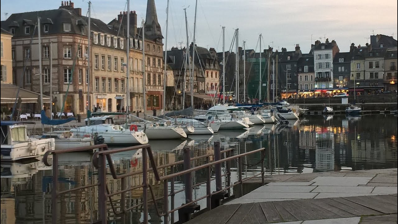 HONFLEUR DEPARTEMENT DU CALVADOS EN NORMANDIE REGION NORD DE LA FRANCE