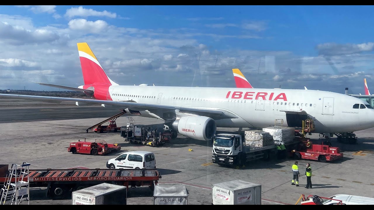Mi viaje✈️en IBERIA #Lima-#Madrid-#París 2022: así es la CLASE TURISTA, costos y consejos