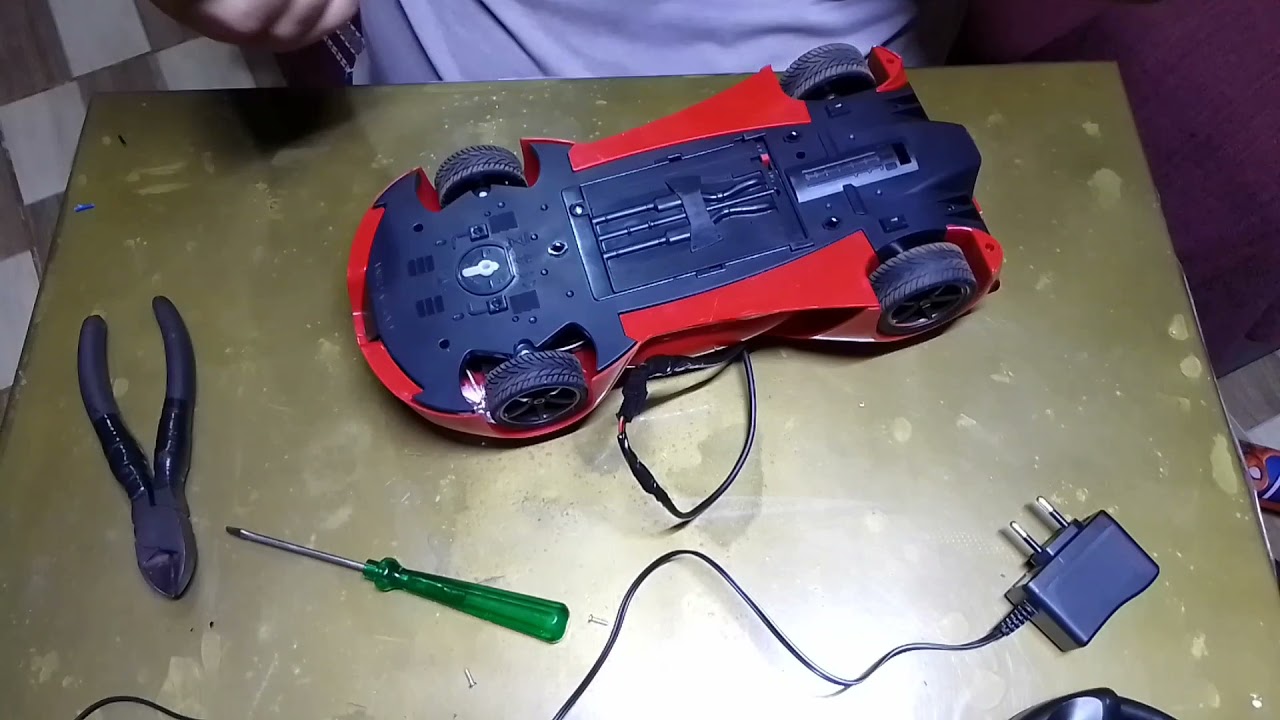 CARRINHO DE CONTROLE REMOTO - APRENDA ADAPTAR CARREGADOR.