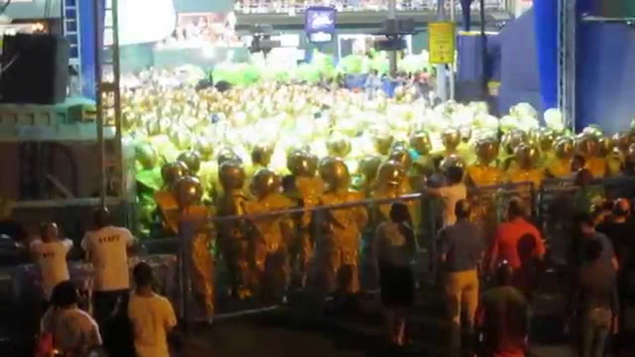 Mocidade 2014 - Bateria (1º box) - Desfile - 1