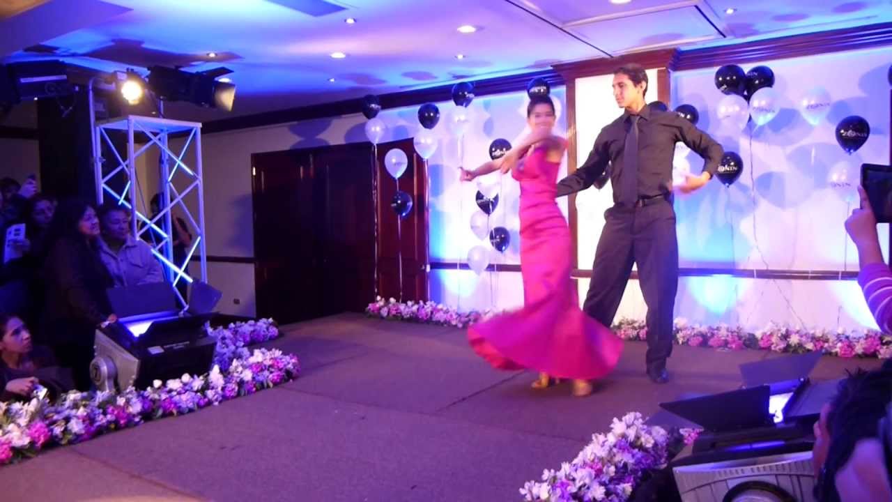 Clases de Vals para novios - BODANZA - DEMOSTRACIÓN DE VIENES WALTZ EN FERIA BODA & ESTILO 2013