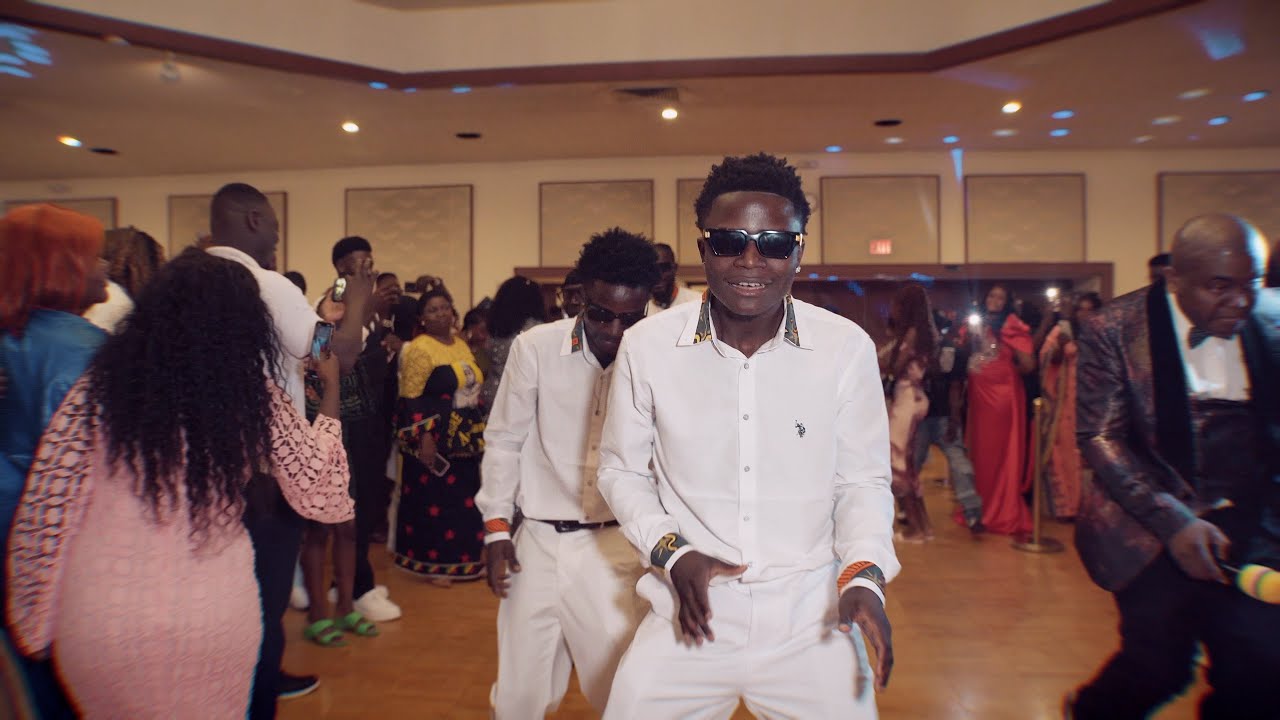 Central African Republic Wedding / Nikes Young live performance
