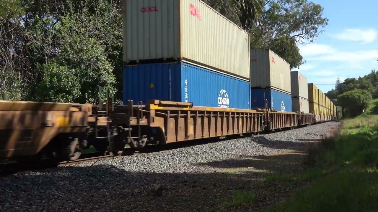 BNSF 7980 with Q Intermodal 16mar26