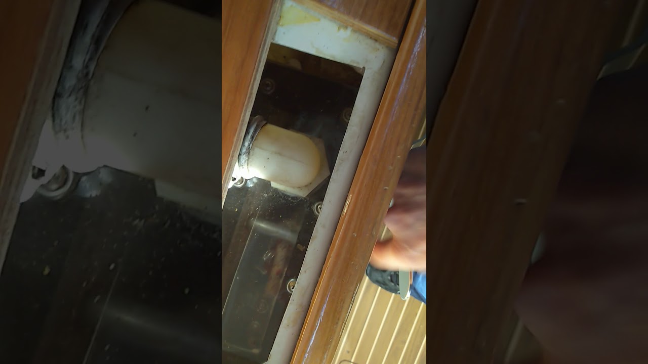 using centreboards on Gemini 105mc