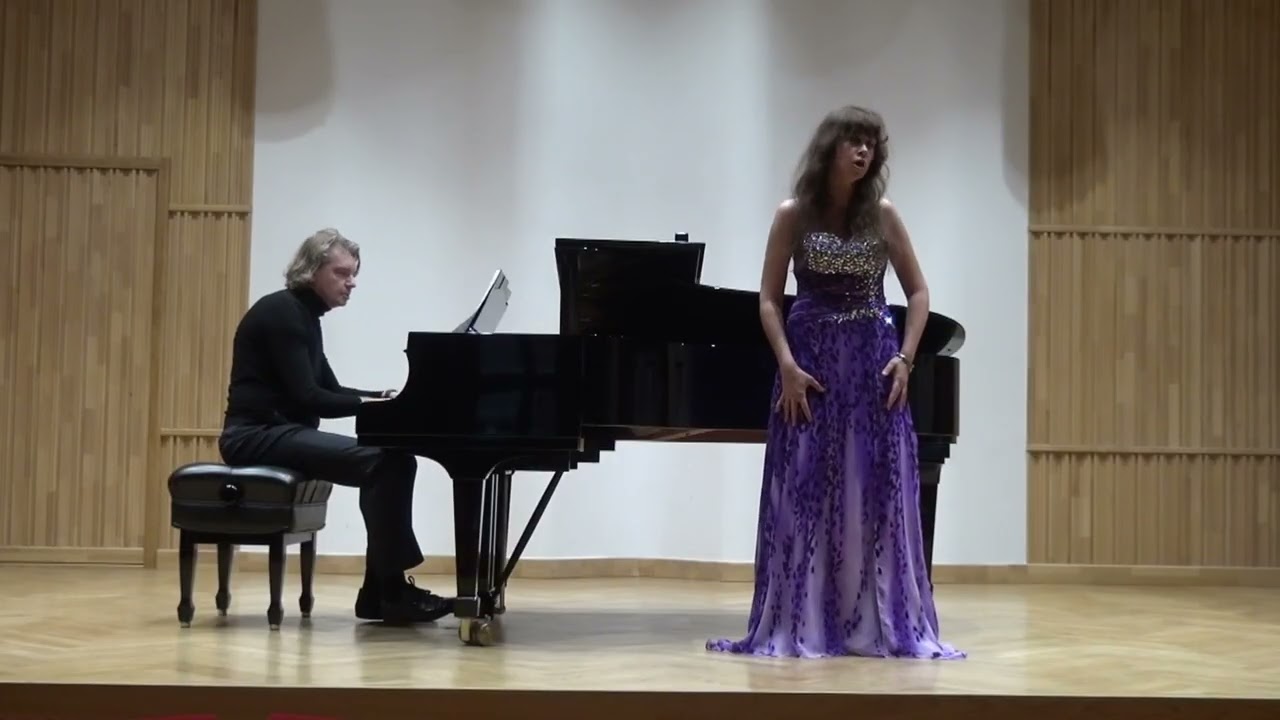 X. Montsalvatge - A Negro Song - Agnieszka Niewiadomska