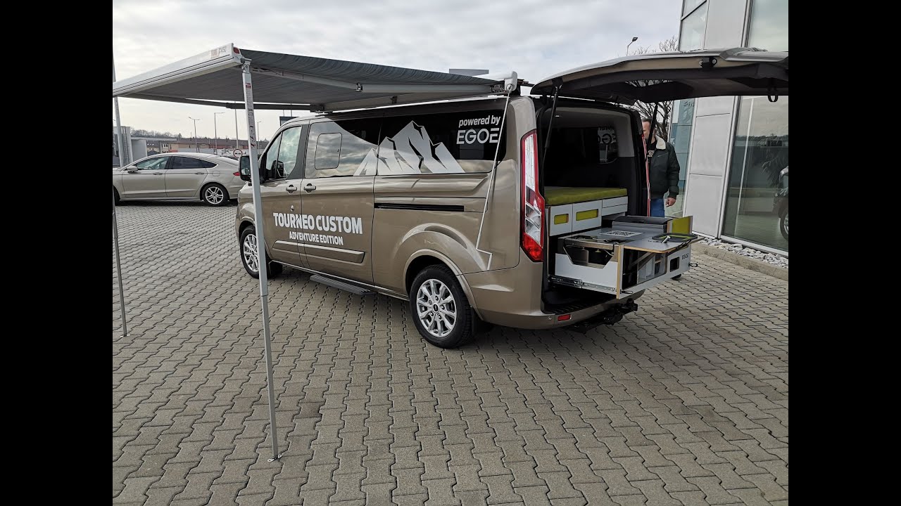 Tourneo Custom Adventure Edition