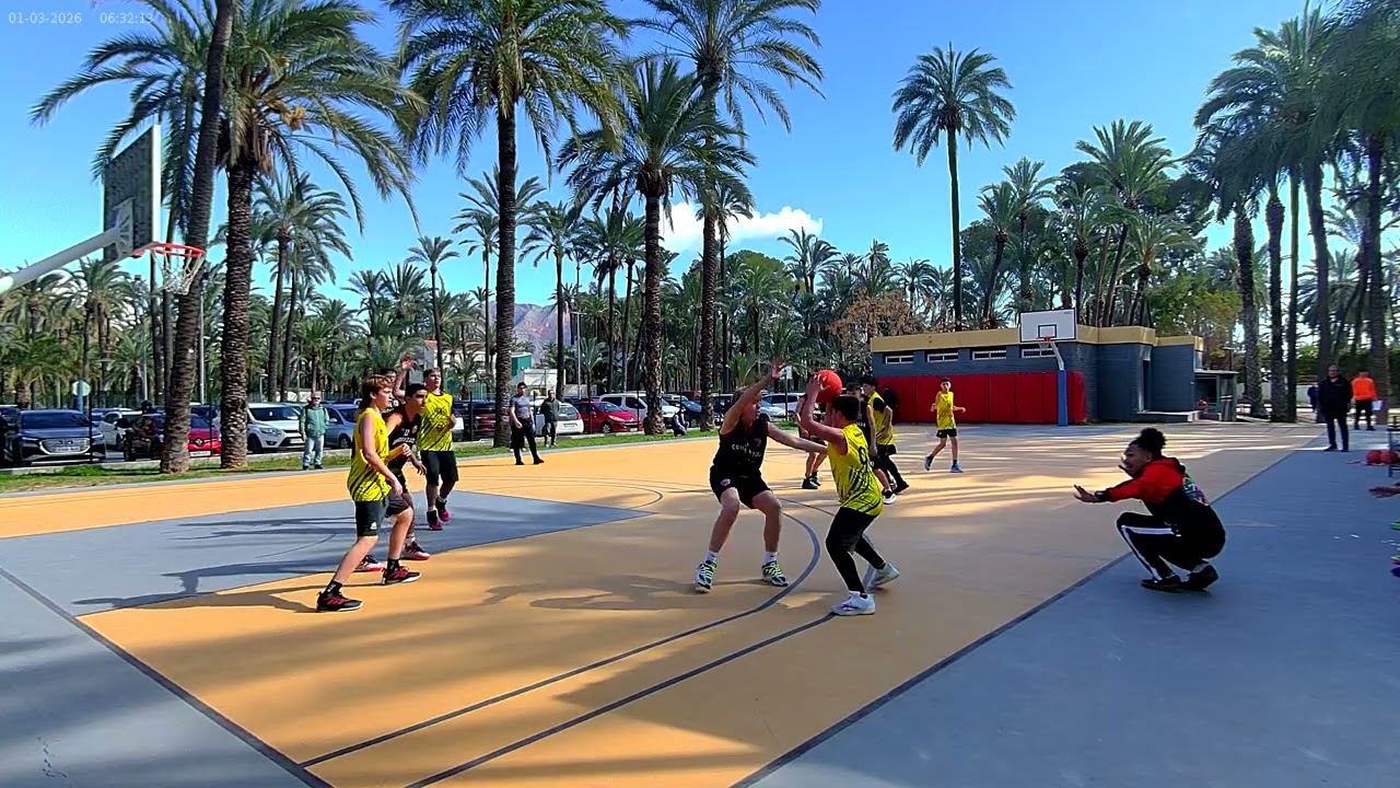EDM Orihuela Amarillo VS CB Horadada Negro