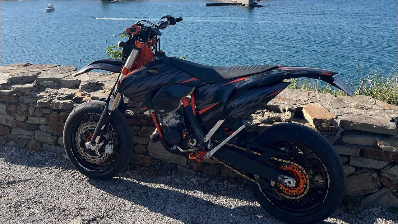 GROSSE SORTIE SUR LES CÔTES : KTM 125 EXC VS YAMAHA 125 YZ !! (⚠️Je tombe en PANNE…⚠️)