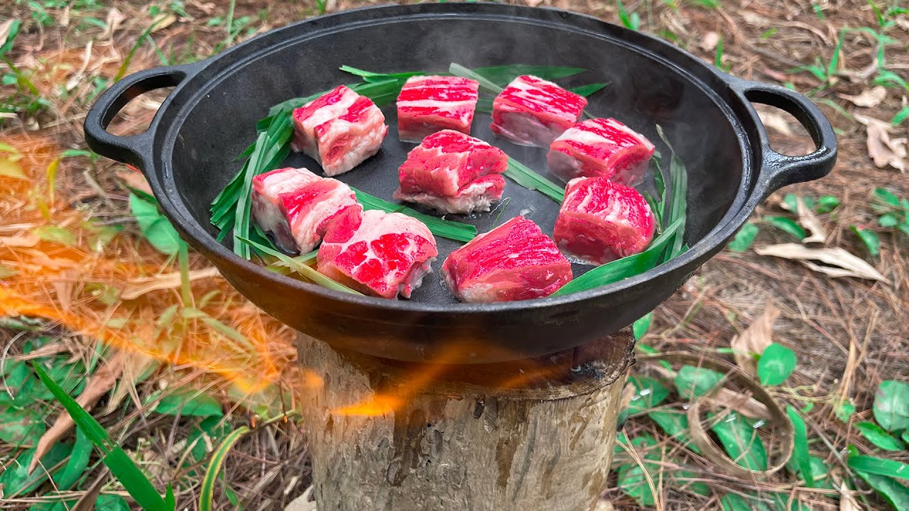 Cooking Smoked & Seared Wagyu Beef in the Autumn Forest