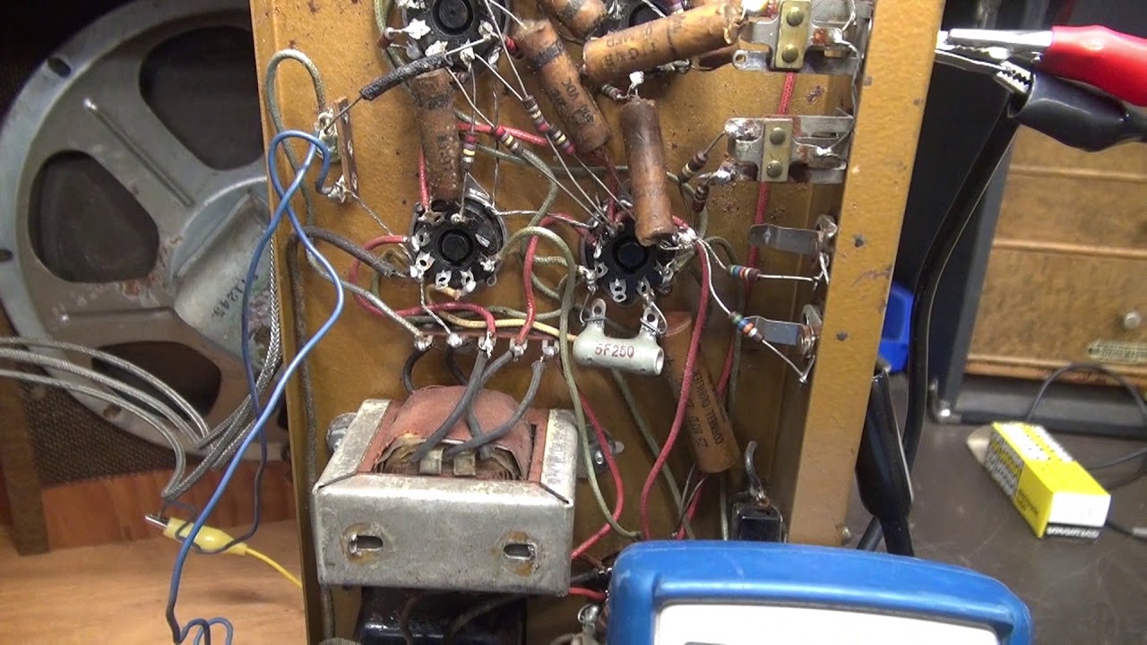 How to replace filter capacitor Vintage Premier 110 guitar amp + Initial test