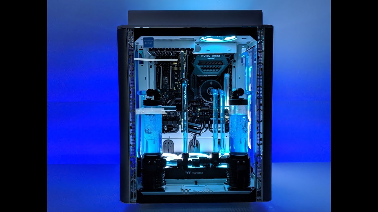 Monstrosity! Thermaltake Level 20 HT Snow