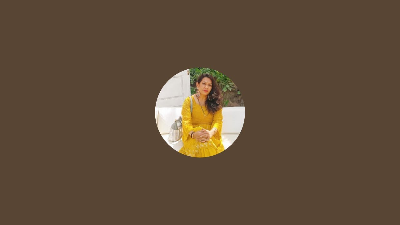 sarita fun 20 is live!  radhe krishna ji