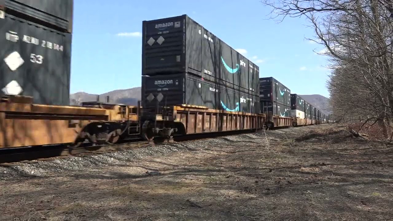 CSX #7228  I157 Philadelphia, PA: Bedford Park, IL @ Cornwall NY  3/10/26