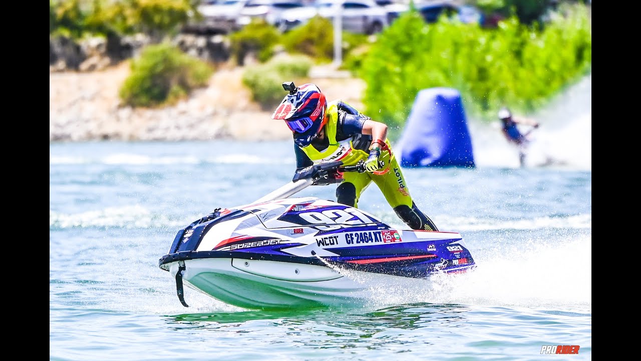 BDW Sparks Race  in Watercross 1050 Jrs Class