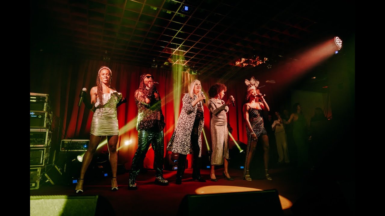 EVA MÁZIKOVÁ A BONEY M - SUNNY