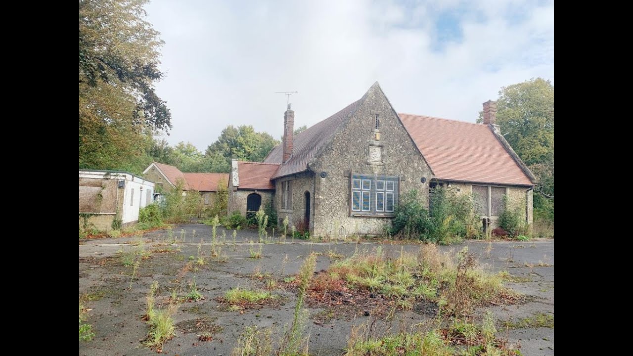 Lot 98 - The Former Harrietsham School, Ashford Road, Harrietsham - November Online Auction