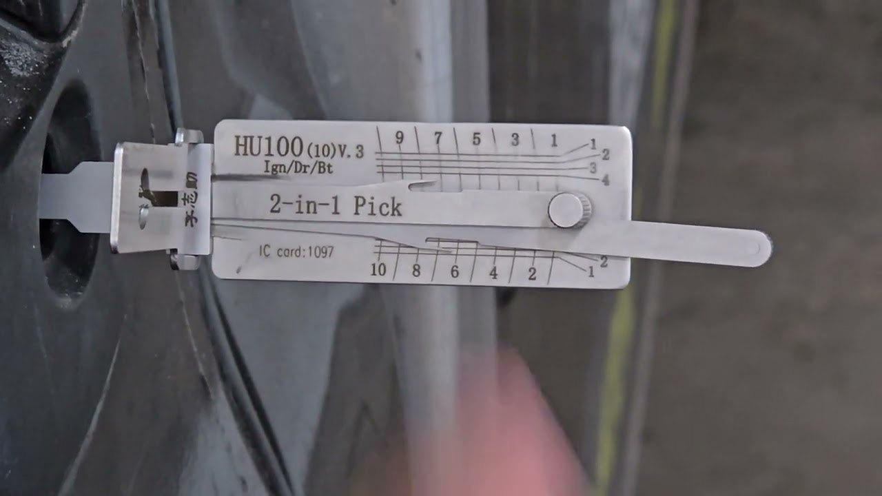 Trying out the HU100 (10 cut) lishi pick