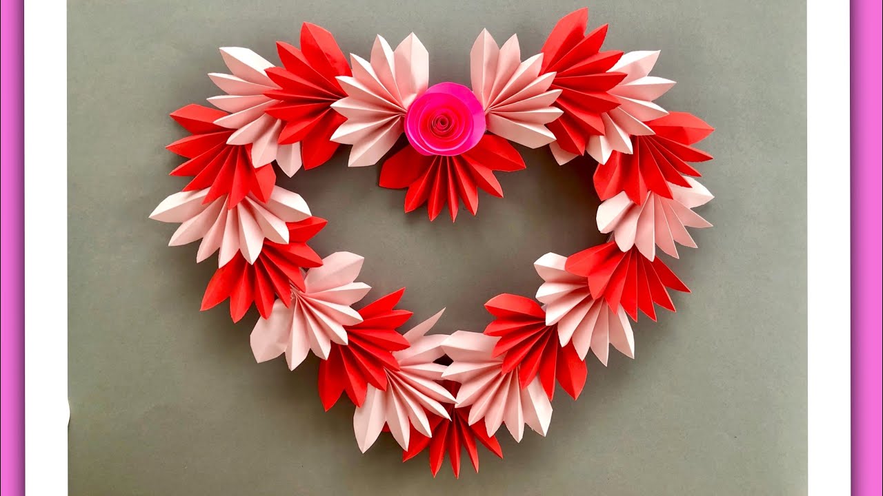 СЕРДЦЕ ИЗ БУМАГИ. УКРАШЕНИЕ НА СТЕНУ СВОИМИ РУКАМИ.HEART OF PAPER. WALL DECORATION BY OWN HANDS.