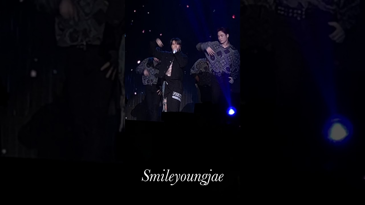 Got7 Fan Fest in Bangkok “flower-youngjae”