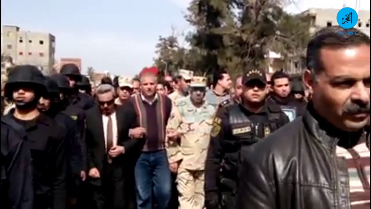 سكرتير عام دمياط يشارك في تشييع جثمان شهيد سيناء بـ